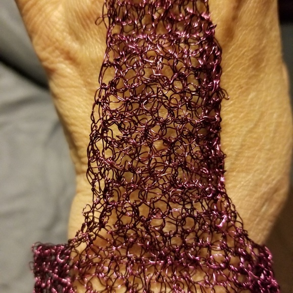 Hand bracelet - Picture 2 of 3